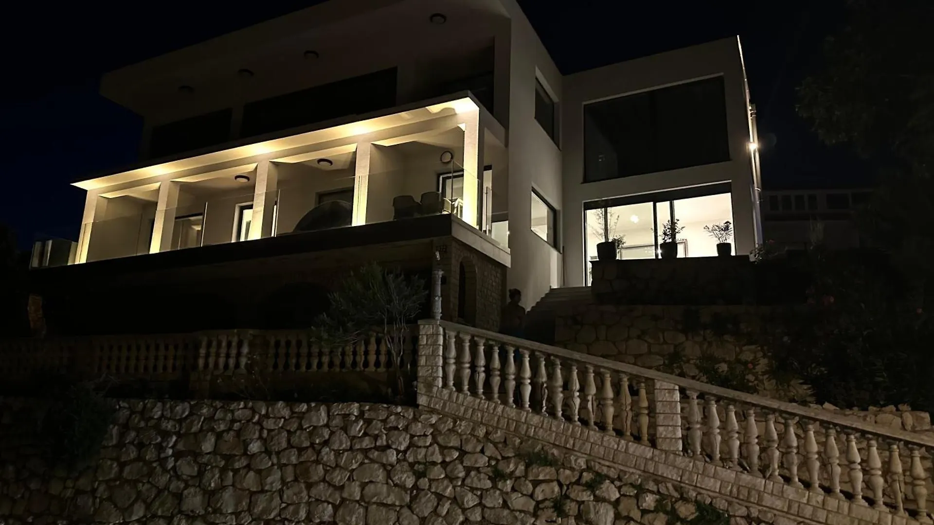 Apartments By The Sea Banjol, Rab - 19752 0*, Banjol Croatia